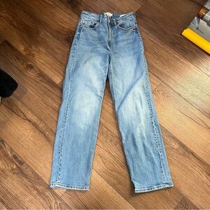 H&M Light Wash Straight Leg Jeans